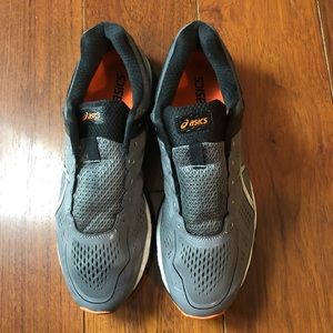 ASICS Men’s Kayano 22